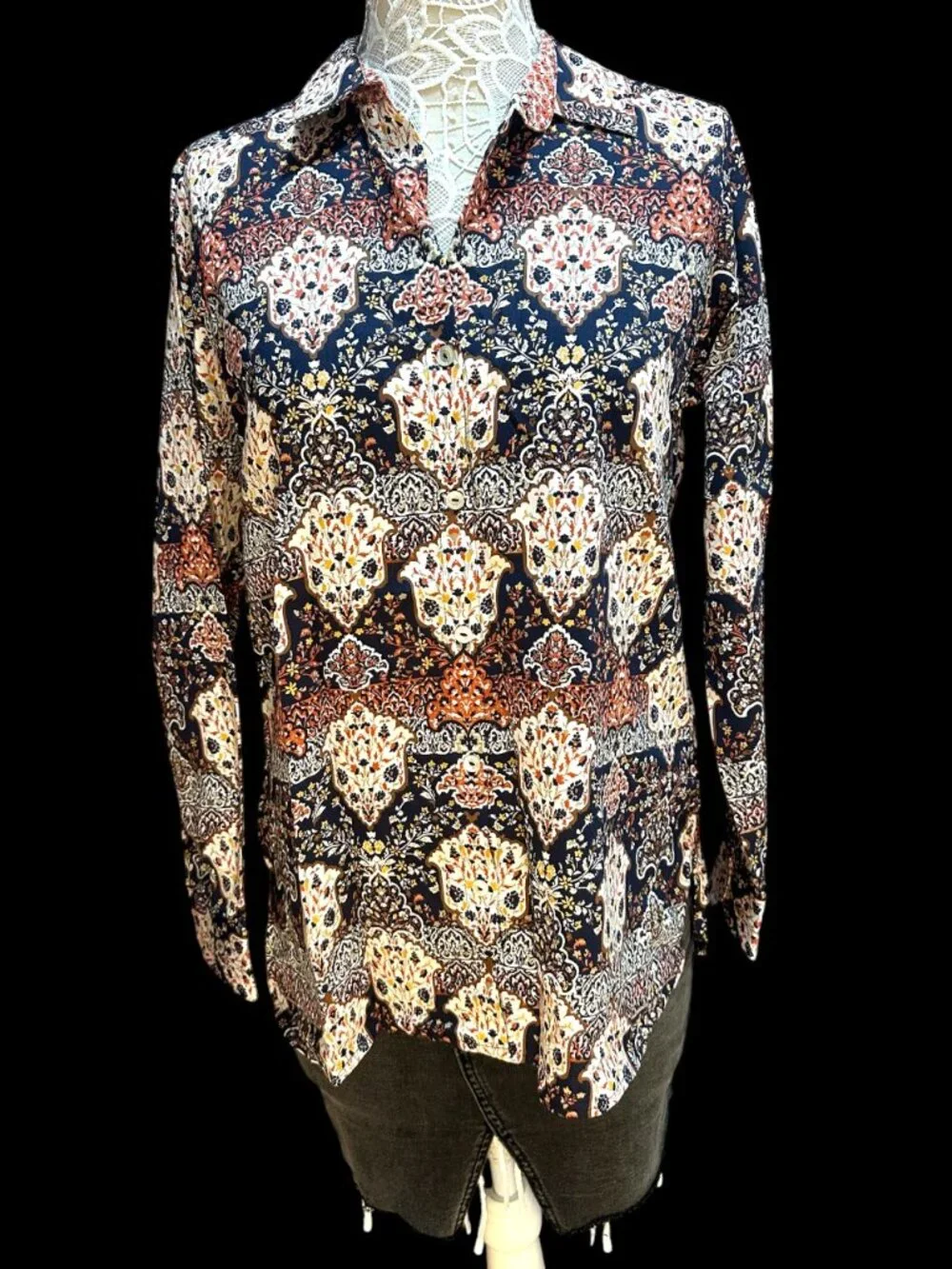 Vintage Foxcroft Boho Medallion Button Down